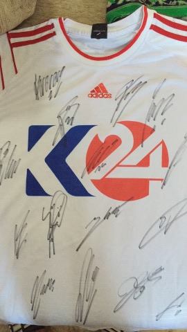 واژووی ئەستێرەکانی ریال مەدرید لەسەر درێسە تایبەتەکەی کوردستان24