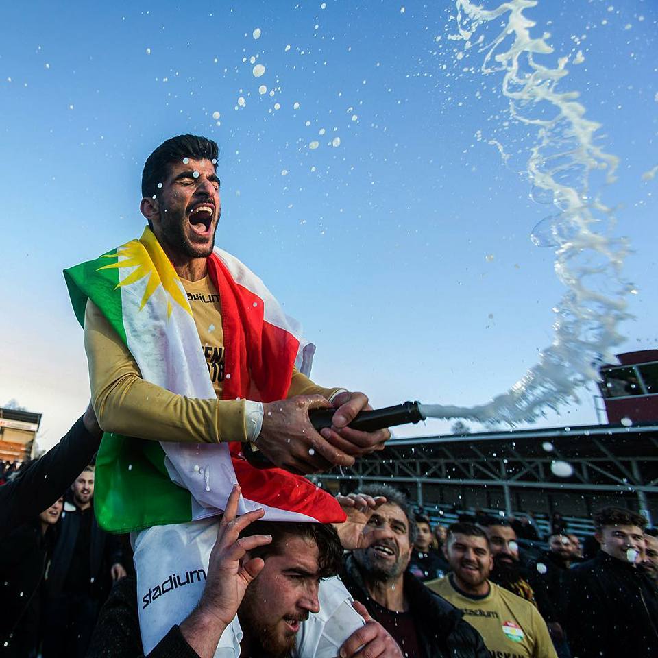 ئاهەنگی یاریزانانی داڵکورد دوای سەرکەوتنەکەی دوێنێیان