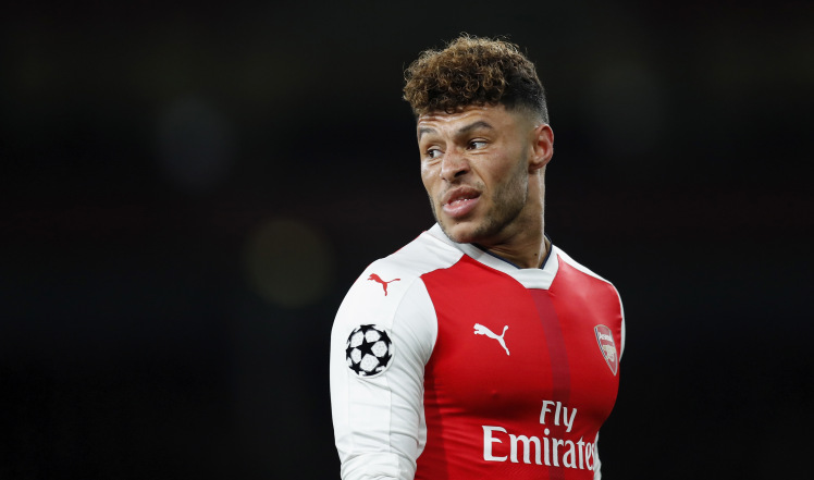 ئۆکسڵەید چامبێرلەین، ناوەڕاستکاری ئارسێناڵی ئینگلیزی