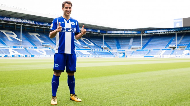 بۆیان کریکیچ، هێرشبەری دیپۆرتیڤۆ ئالاڤێسی ئیسپانی