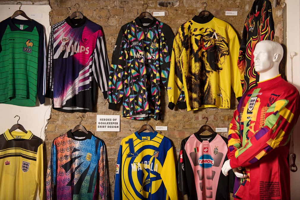 بەشێک لە درێسەکانی پیشانگاکە