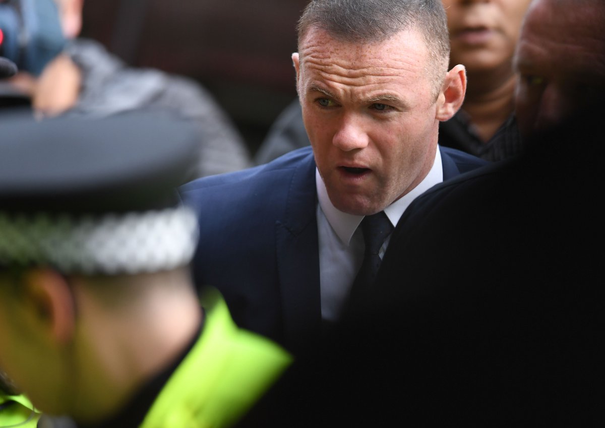 وەین روونی لە کاتی ئامادەبوونی لە دادگە