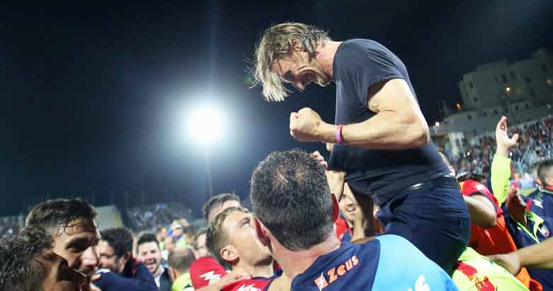 راهێنه‌رێكی ئیتاڵی ده‌یه‌وێت به‌ڵێنه‌ شێتانه‌كه‌ی جێبه‌جێ بكات 