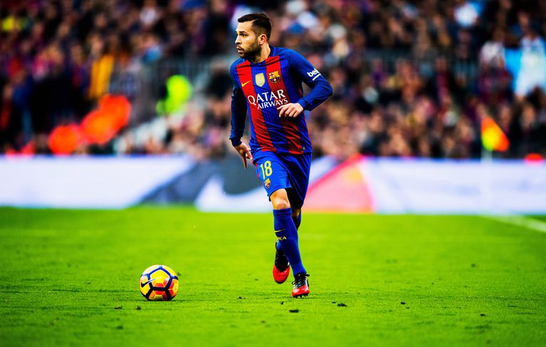 خۆردی ئالبا، بەرگریکاری بارسێلۆنای ئیسپانی