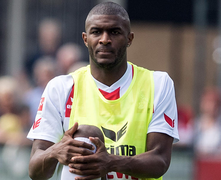 9- ئەنتۆنی مۆدێست لە کۆڵۆنەوە بۆ تیانجین بەرامبەر 30 ملیۆن پاوەند