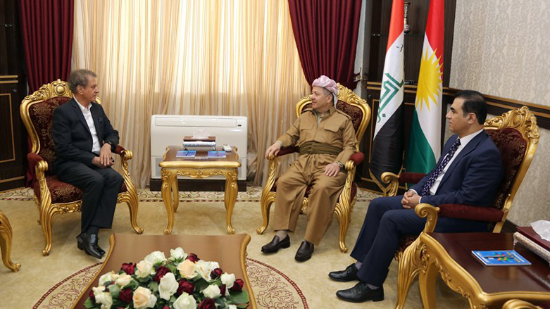 Başkan Barzani Kürt sanatçı Mezher Xaliqi’yi kabul etti