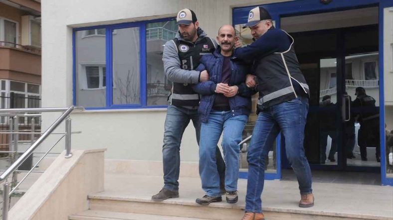 Şike ve OdaTV davasının hakimi tutuklandı
