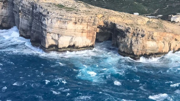 Malta'nın Mavi Pencere'sinin yıkılmış hali
