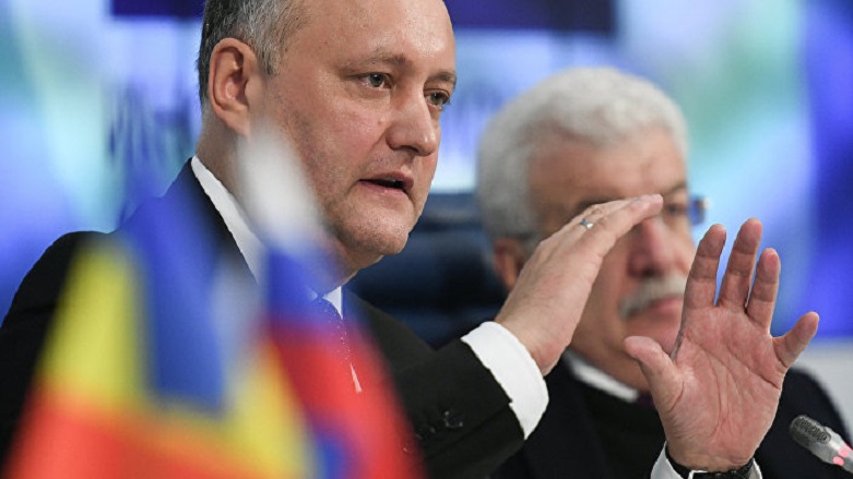 Moldova Devlet Başkanı Dodon'un yetkileri askıya alındı