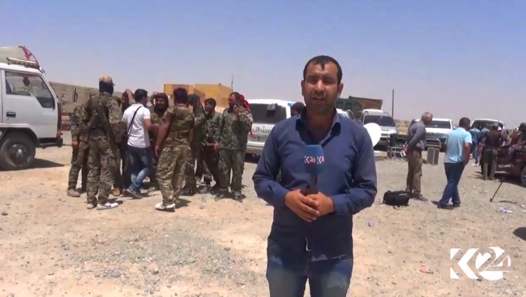 Muhabirimiz Rezwan Bêzar, Rakka operasyonunda haber takibi yaparken