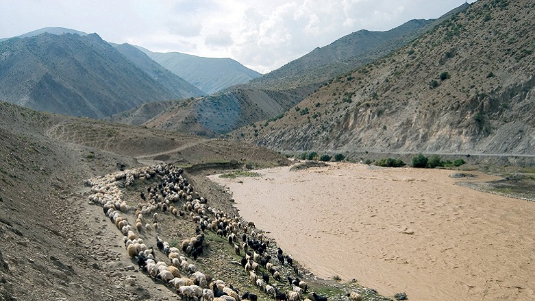 İran Kürdistan’ın suyunu kesti 