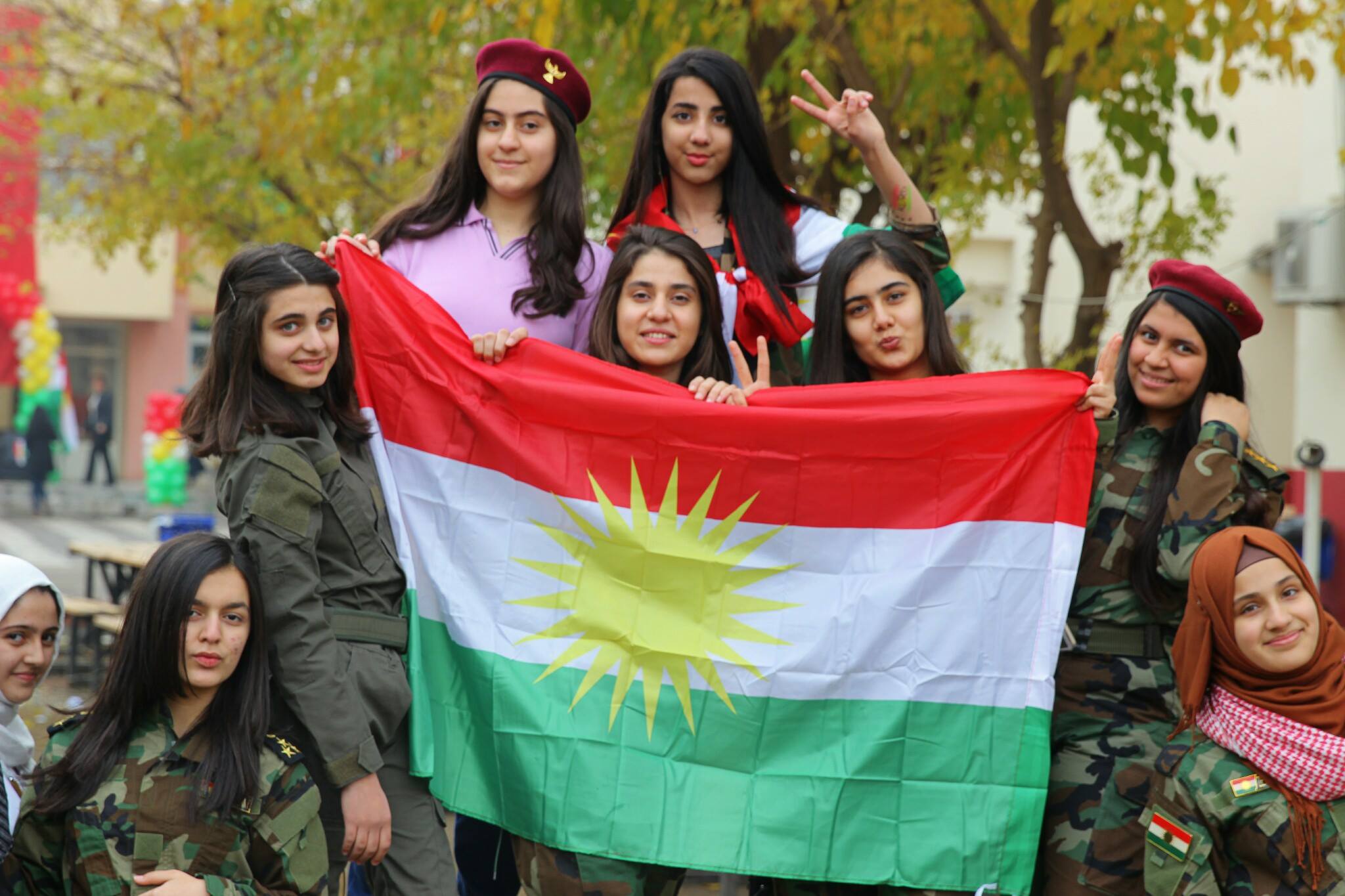 Kürdistan Bayrağı Günü coşkuyla kutlanıyor