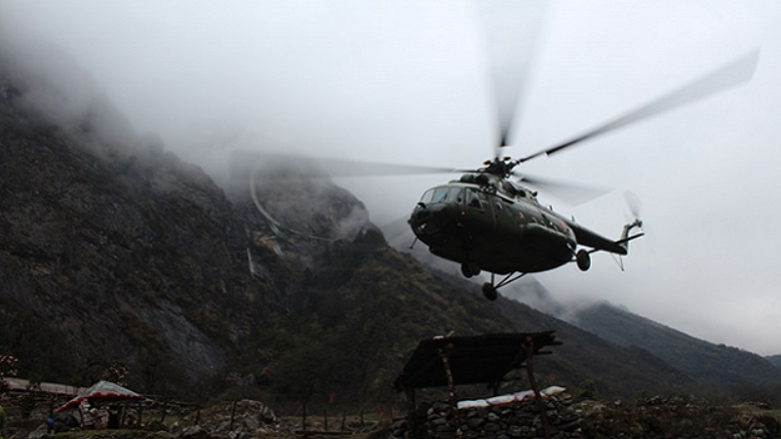 Bakanı taşıyan helikopter kayboldu