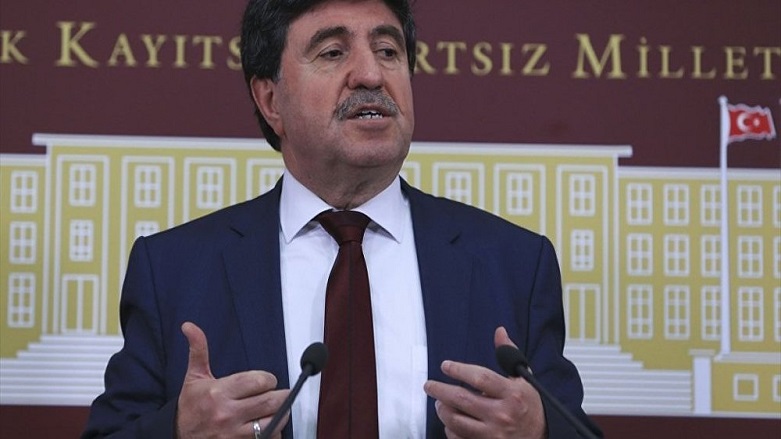 Altan Tan hakkında beraat kararı