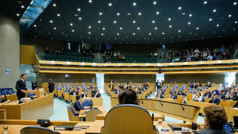 Hollanda Meclisi'nden “Erdoğan Yasası”na onay