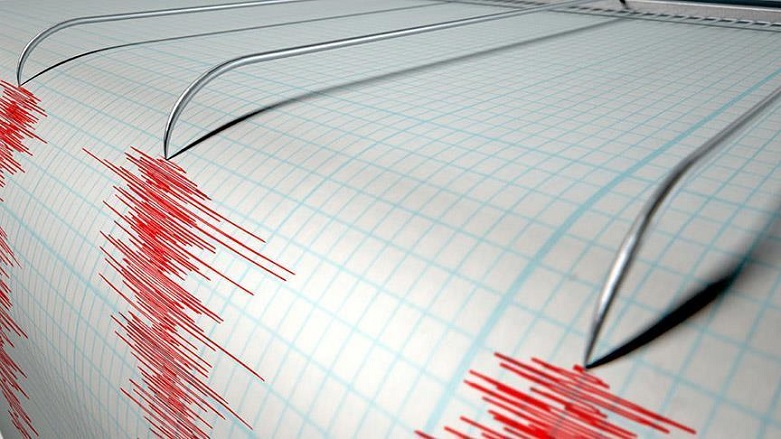  İran'da 4,9 büyüklüğünde deprem