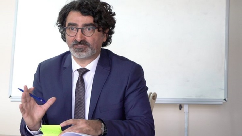 Kürdolog Mutlu Can