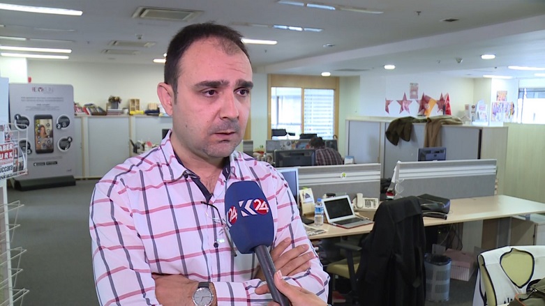 Haber Türk yazarı Özcan Tikit