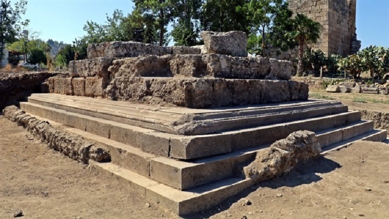 İlk kadın belediye başkanının mezarı bulundu