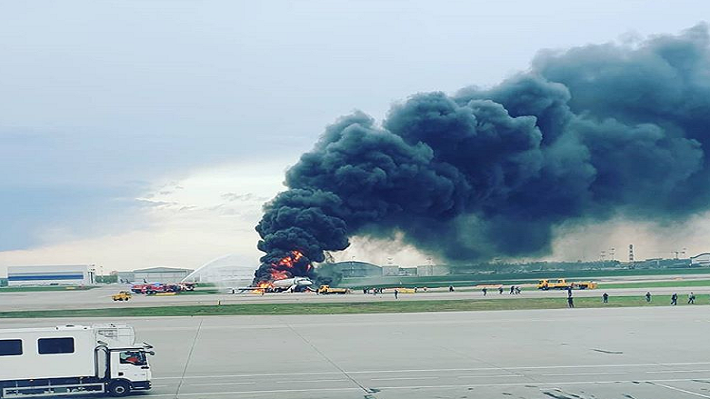 Rusya’da ani iniş yapan uçak alev aldı: 41 ölü