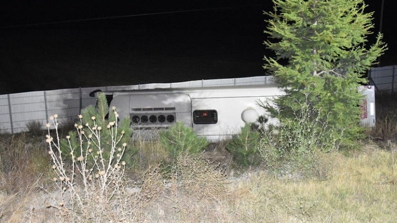 Otobüs kazası: 2 ölü, 32 yaralı