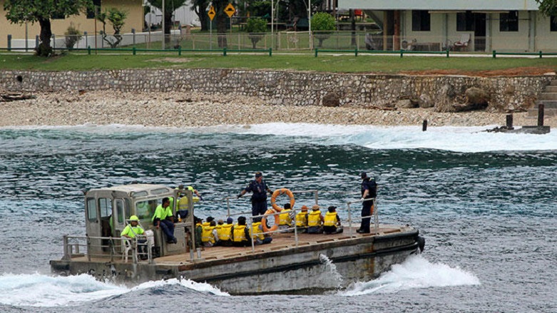 Göçmenler Noel Adası'na gönderilecek