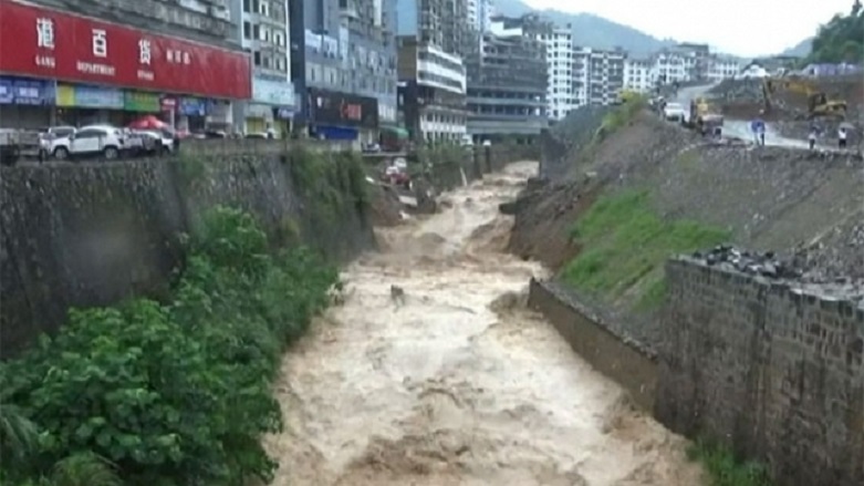 Çin’de sel felaketi: 4 dağcı öldü