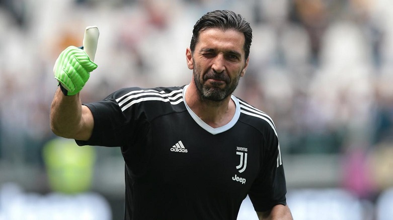 Buffon, Maldini’nin rekorunu kırdı