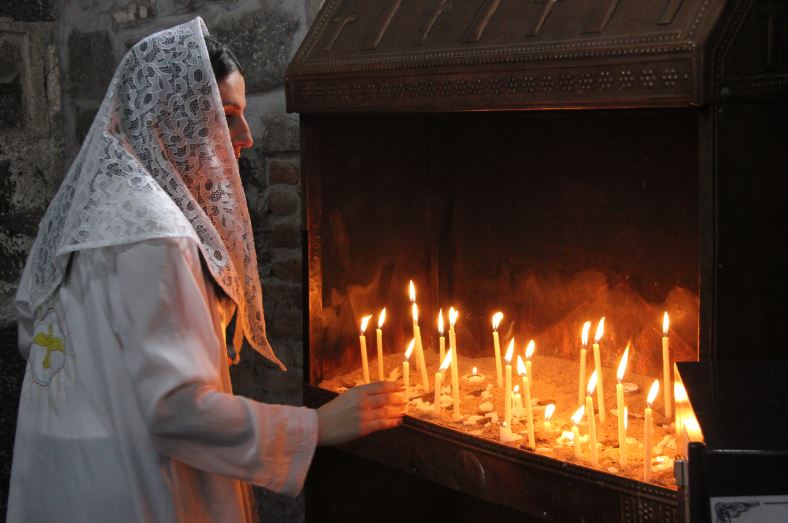FOTO - Diyarbakır&rsquo;da Noel ayini