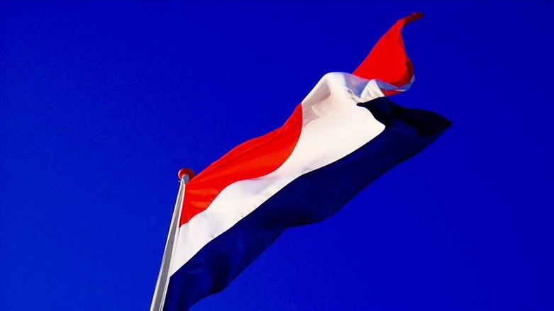 Hollanda'da koalisyon hükümeti mecliste çoğunluğu kaybetti