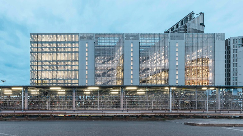 Hollanda, İran Büyükelçisi'ni geri çağırdı