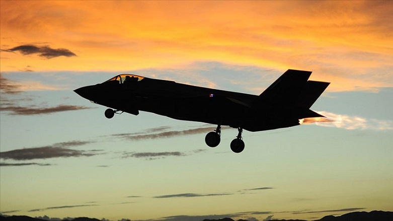 F-35 uçağı okyanus üzerinde kayboldu