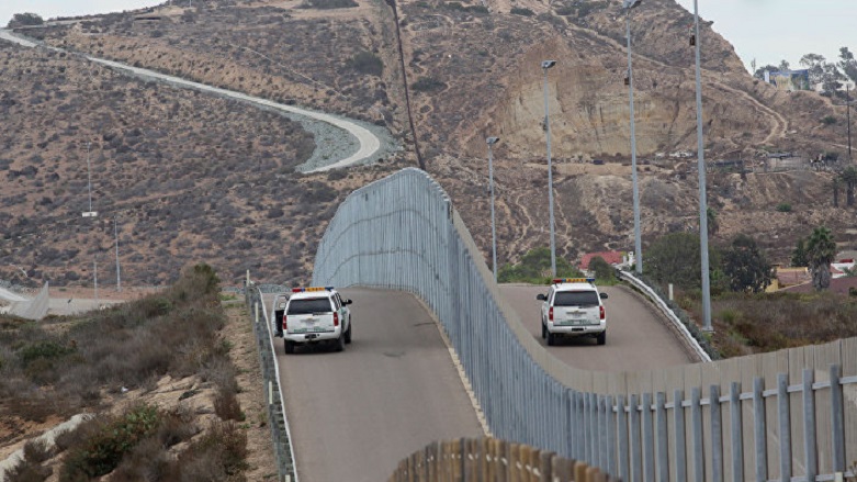 Meksika'nın ABD sınırında çatışma: 14 ölü