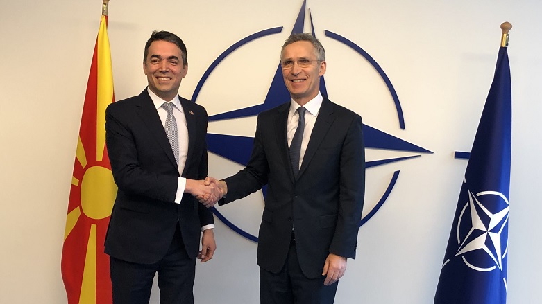 Makedonya'dan NATO imzası