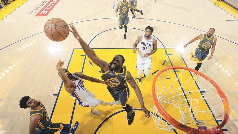 Warriors 9 farkla yenildi