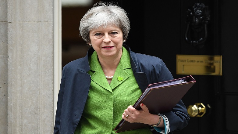 May'den Brexit'te 'son şans' uyarısı