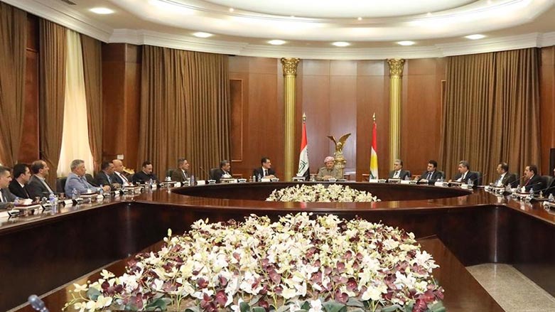 Iraklı valilerden Başkan Barzani’ye rol üstlenmesi talebi