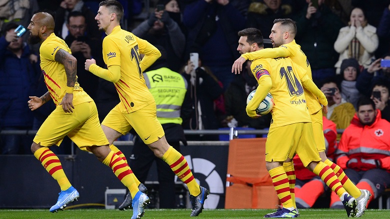 Barcelona devreyi lider kapattı
