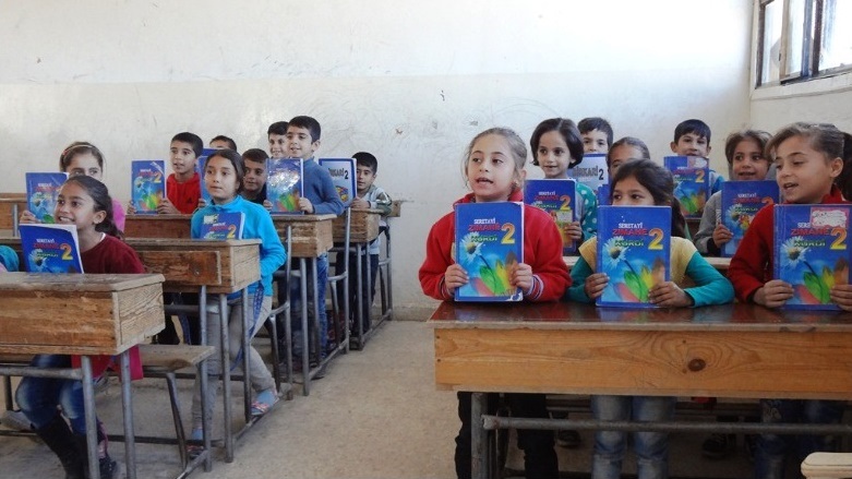 Rojava’da okulların açılması ertelendi