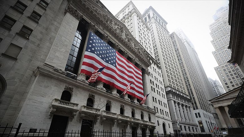 New York'ta Covid-19 kısıtlamaları 1 ay uzatıldı