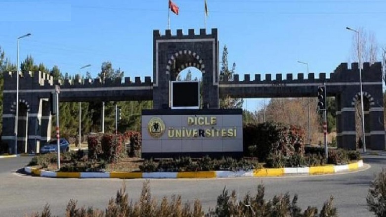 Dicle Üniversitesi’nden Kürtçe tez açıklaması
