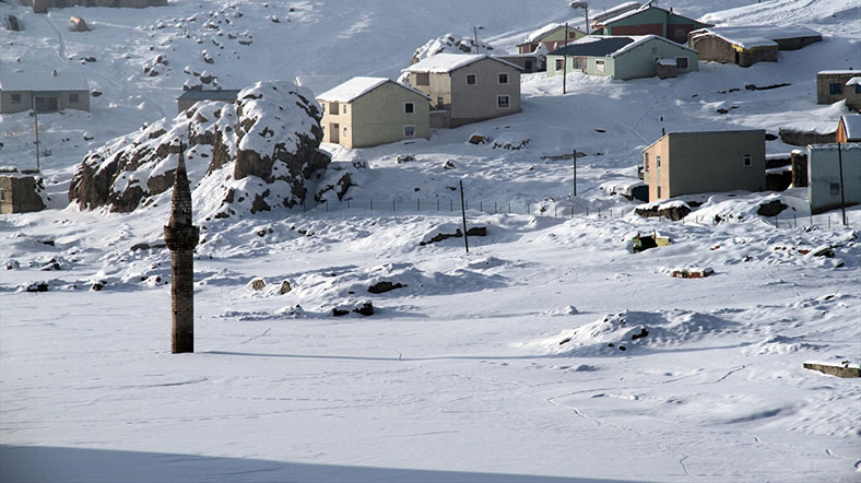 Ağrı’dan büyüleyici kar manzarası…
