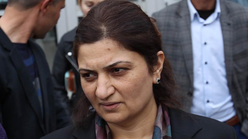 Eski Hakkari Belediye Başkan Vekili Fatma Yıldız'la birlikte 3 kişi tutuklandı