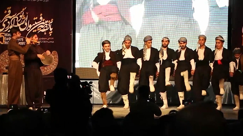 فێستیڤاڵی نێودەوڵەتی شانۆ لە سەقز