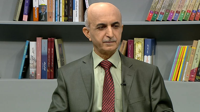 مرۆڤ و په‌روه‌رده‌ی فره‌یی