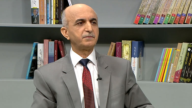 ئایین و ناسنامه‌ی تاك