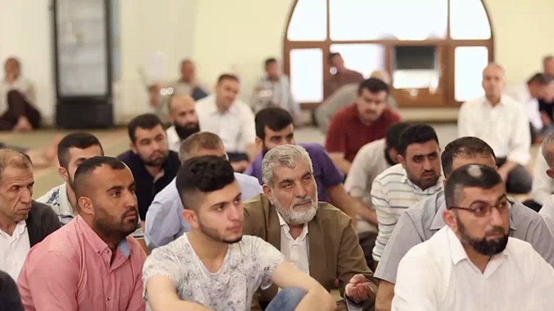 بانگخوازی ئەرکێکی کۆمەڵایەتییە یان ئایینیە بۆ ئامانجی سیاسی؟