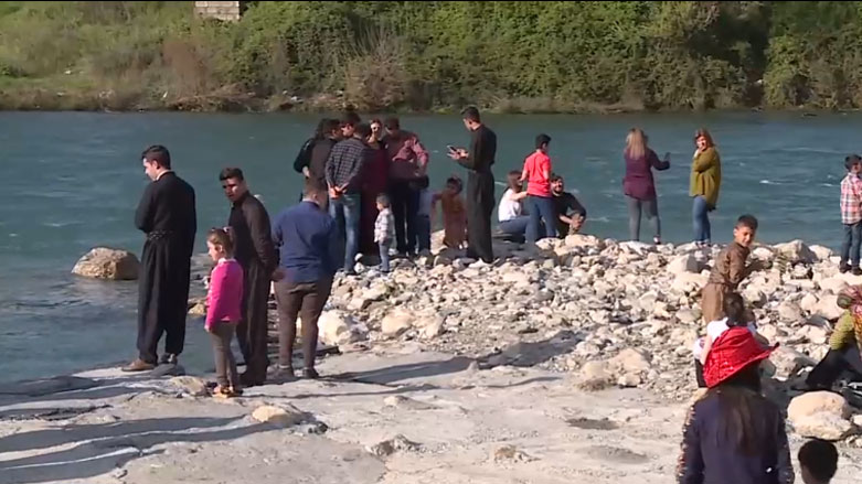 هاووڵاتیای دوکان لە سەیرانگەکان سۆپاسی هێزی پێشمەرگە دەکەن