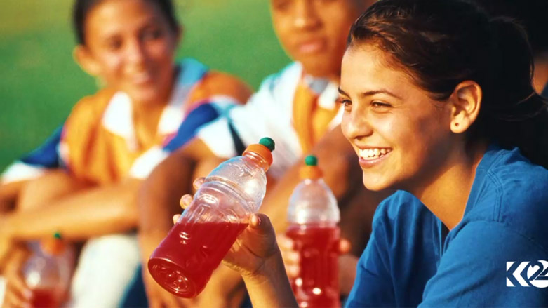 ئایا خواردنەوی وزەبەخشەکان سودیان هەیە یان زیان؟ کێ دەتوانێ لە کاتی وەرزشدا پڕۆتین بەکار بهێنی؟