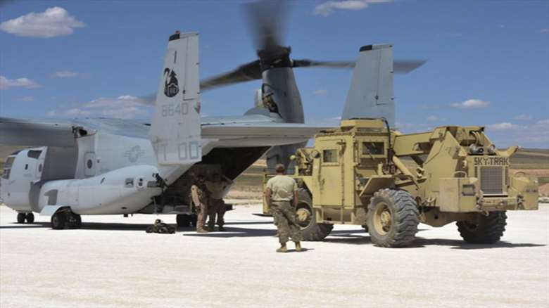 Hevpeyman ji firokexaneya serbazîya Kobanê vekişiyan